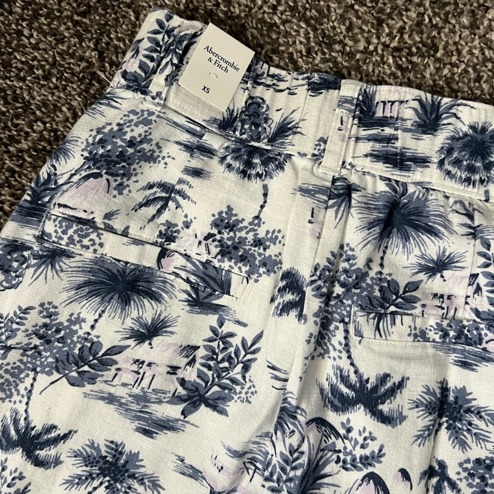 Linen Blend Tailored Wide Leg Pant - Picture 6 of 6